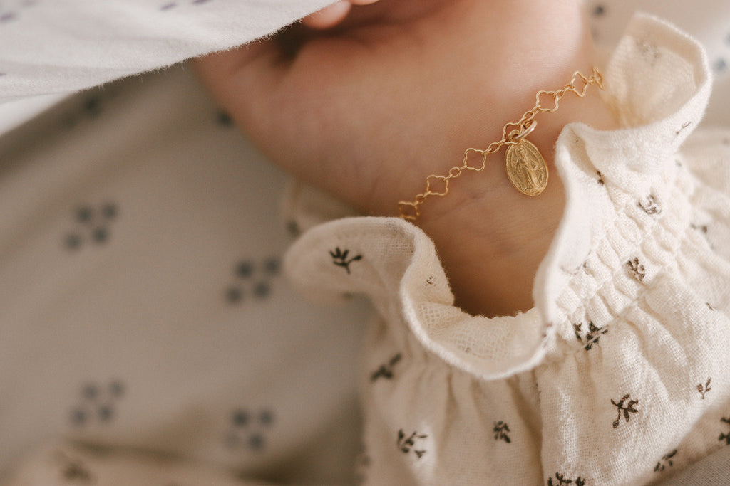 Miraculous Medal Floral Children’s Bracelet – Catholic Jewelry for Girls | First Communion & Baptism Gift